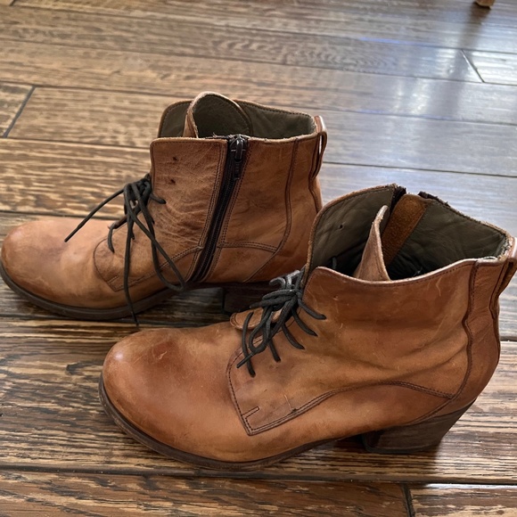 MOMA Boots Leather Women's Size 39.5 - Picture 1 of 6